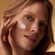 thumbnail image 4 of Crema Shiseido Future Solution Lx Protección Total SPF 20 50 ml, 4 of 6