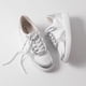 thumbnail image 2 of Zapatilla Urbana Mujer Blanco/Plata Beta Piccadilly, 2 of 2
