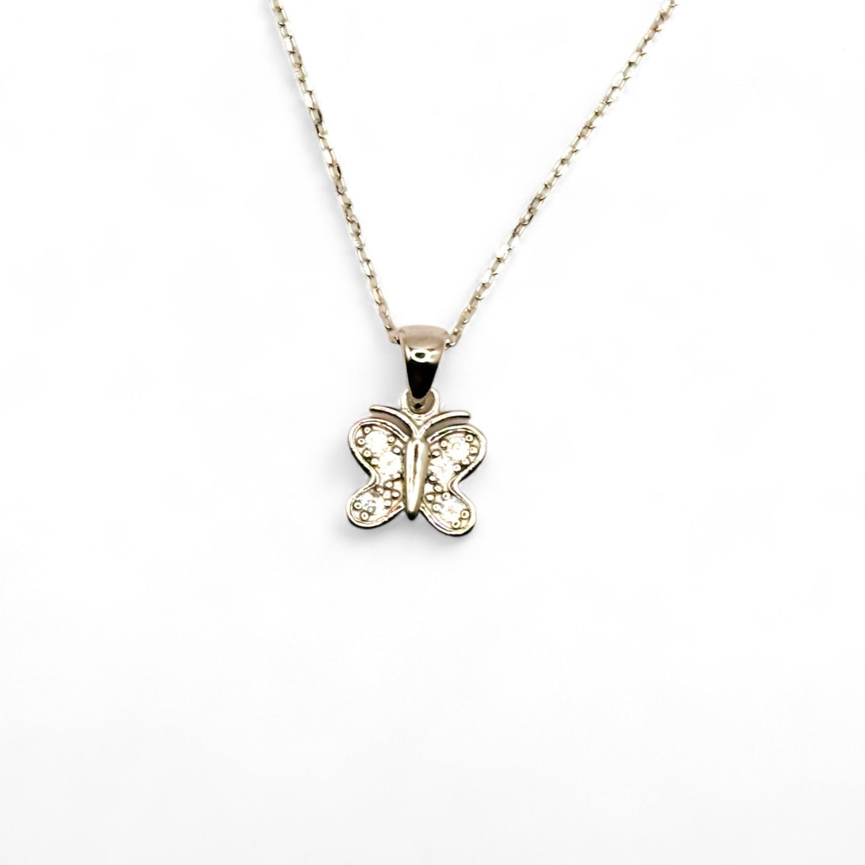 Tiana Joyas - Collar Con Una Mariposa De 9mm Con Circones De Plata 925