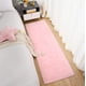 thumbnail image 4 of Alfombra Chicrug Soft Plush Runner, 61 x 152 cm, rosa, antideslizante, 4 of 7