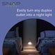 thumbnail image 3 of Placa de pared SnapPower GuideLight luz nocturna LED dúplex blanca, 3 of 7