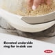 thumbnail image 3 of Colador OXO Good Grips para lavar arroz y granos pequeños, 15,4 x 23,3 x 13,9 cm, 3 of 4