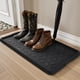 thumbnail image 1 of Alfombrilla de goma Tchdio para botas, duradera e impermeable, 40 x 70 cm, 1 of 7