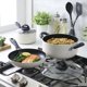thumbnail image 2 of Juego de utensilios de cocina Oster 7 piezas de aluminio antiadherente blanco moteado, 2 of 6