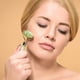 thumbnail image 5 of Rodillo masajeador facial y piedra de jade 100% natural, 5 of 7