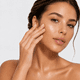 thumbnail image 2 of iluminador para cuerpo Etienne make up hydra N°03 Holographic, 2 of 5