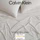 thumbnail image 5 of Sábanas Calvin Klein Queen, algodón melange, jersey marfil/gris, 5 of 7
