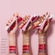 thumbnail image 5 of Bálsamo de color 2 en 1 Lip Perfector Clarins para labios y mejillas, 5 of 5