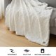 thumbnail image 5 of Manta UGG Adalee, suave piel sintética, reversible, 50 x 70 pulgadas, 5 of 8