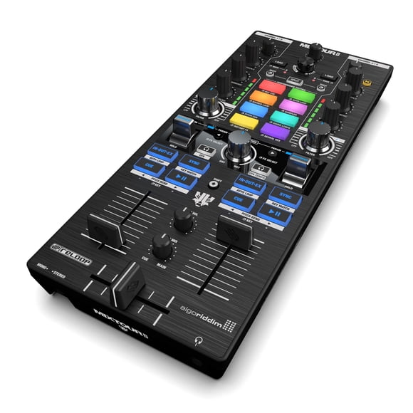 Controlador DJ Reloop Mixtour Pro de 4 decks con interfaz de audio