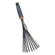 thumbnail image 3 of Rastrillo de mano para jardín, cultivador con mango ergonómico, rastrillo de hojas pequeño, ideal para jardinería, barrido de jardín, patio, macizos d, 3 of 5