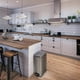 thumbnail image 2 of Bote de basura Home Zone Living de acero inoxidable delgado de 30 litros, plateado, 2 of 8