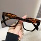 thumbnail image 2 of Gafas de sol con montura grande, lisas y que cambian de color, con protección contra la luz azul, modernas y con personalidad poligonal., 2 of 5