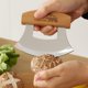 thumbnail image 5 of Cortador de alimentos WiuCYS 13 cm cuchillo Ulu de Alaska con base, 5 of 7