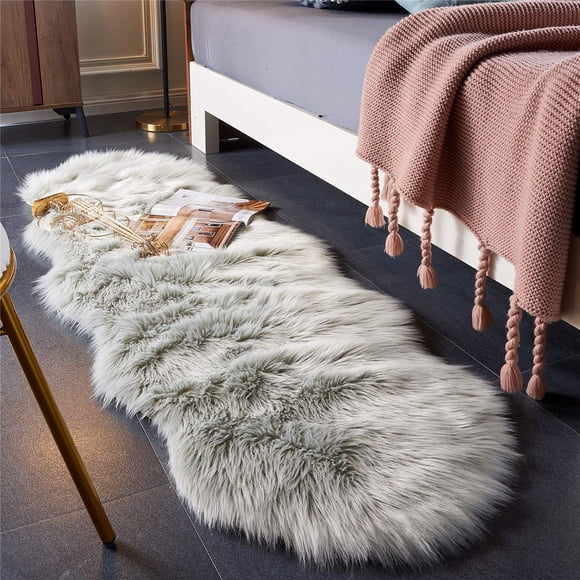 Alfombra EasyJoy de Piel Sintética de Oveja 61x183 cm Gris Claro