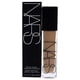 thumbnail image 2 of NARS Base de Maquillaje Natural Radiant Longwear - Base de Maquillaje Fiji de 1 oz, 2 of 5