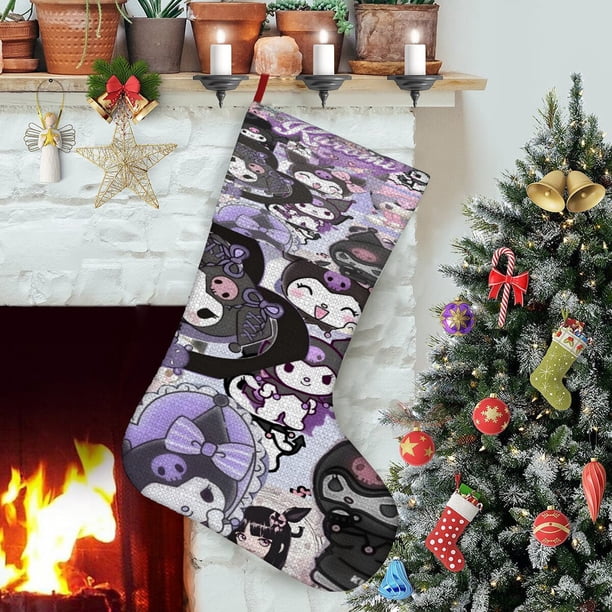 Kuromi Tema: Calcetines de Navidad, fino lino blanco para colgar en escaleras y chimenea, decoración navideña para el hogar, regalo de Navidad. 45cm × 32cm