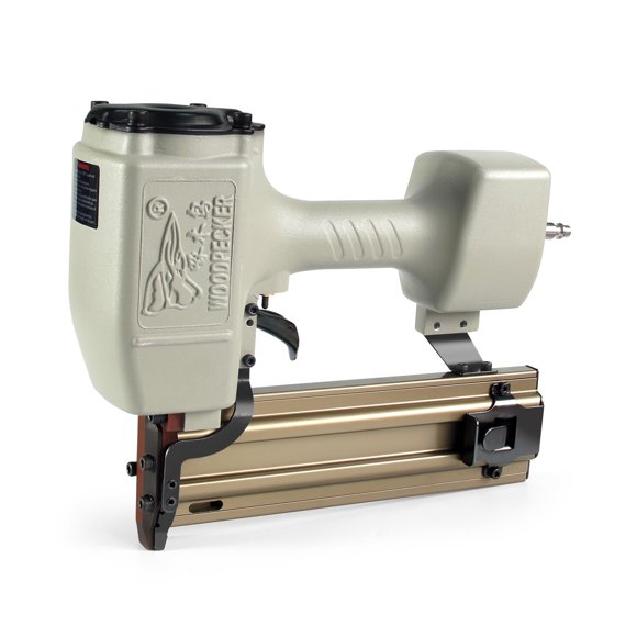Clavadora Concrete T Woodpecker ST64, calibre 14, 3/4, 2 1/2 pulgadas
