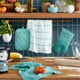 thumbnail image 3 of Juego de 4 guantes acolchados de algodón rizado para horno, soporte para ollas y paños de cocina KitchenAid Aqua Sky, 3 of 3