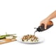 thumbnail image 4 of Botella exprimible OXO Good Grips Chef's Medium con medida, 4 of 9