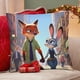 thumbnail image 4 of Zootopia Fundas de almohada de terciopelo con tema, regalos de funda de almohada, decoración para el hogar, cojín de lanzar, regalo de cumpleaños para fans y parejas. 45cm x 45cm., 4 of 6