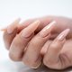 thumbnail image 5 of Liquid Nail Monomer Young Nails para uñas acrílicas en polvo, 180 ml, 5 of 6