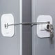 thumbnail image 1 of Cerradura para refrigerador y congelador con llave de seguridad para niños, para cerrar refrigerador y armarios (1 juego), color blanco, 1 of 5
