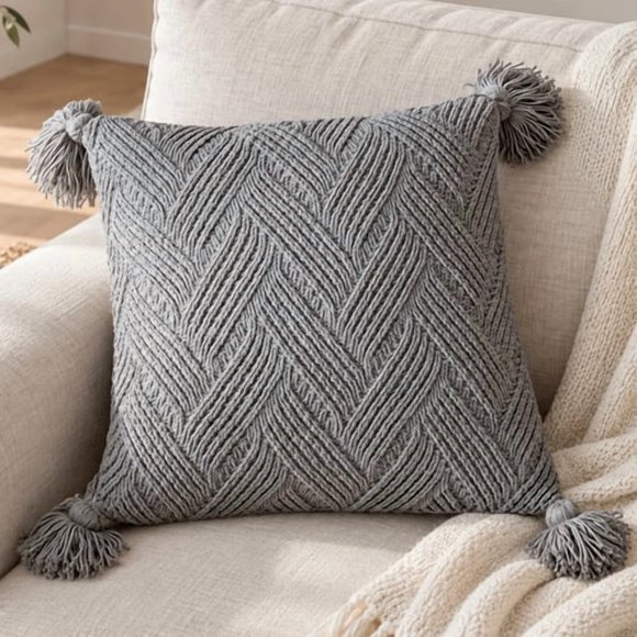 Funda De Cojin 45x45cm Chenille Nordico Boho Borlas Larentia Gris claro