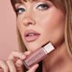 thumbnail image 4 of Lápiz labial Anastasia Beverly Hills Lip Velvet Pure Hollywood, 4 of 8