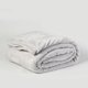 thumbnail image 1 of Frazada Flannel Linea Hotel King Gris Claro, 1 of 3
