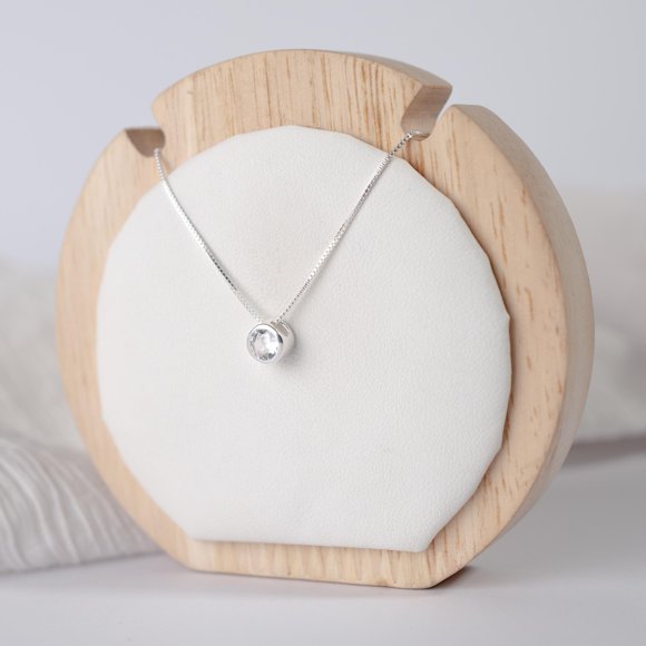 Collar punto de luz