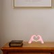 thumbnail image 3 of Escultura BUBUHSHM de 12 cm, manos en forma de corazón de resina rosa, 3 of 7