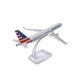 thumbnail image 2 of Miniatura de avión de aerolínea American A321neo 1:200, 2 of 7
