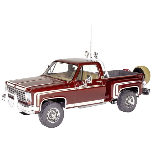 Auto a escala Revell Chevy Sport Stepside Pickup 76 1/24