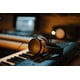 thumbnail image 5 of Auriculares de estudio beyerdynamic DT 700 PRO X con parte trasera cerrada, 5 of 9