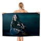thumbnail image 1 of Billie Eilish Toalla de playa de secado rápido con diseño temático, regalo para mujeres y niñas, ideal para cumpleaños, fans, amantes de la música, uso en la playa o al aire libre,78*160cm, 1 of 6