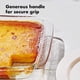 thumbnail image 4 of Plato para hornear OXO Good Grips de vidrio de 3 litros con tapa, 4 of 6