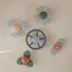 thumbnail image 3 of Juguete giratorio con ventosa Mushie Blossom para bañar y jugar para niños pequeños, 3 of 7