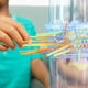 thumbnail image 5 of Juego Mattel Games KerPlunk para niños y adultos de 2 a 4 jugadores, 5 of 6