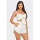 thumbnail image 4 of Conjunto de Top Corto con Lazo Grande en la Parte Delantera, Tirantes Ajustables y Lazo Retorcido, y Shorts con Cintura Elástica Fruncida, Color Blanco (para Mujer), 4 of 5