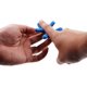 thumbnail image 4 of Férula para dedo HealthStar tipo rana acolchada, talla mediana, 4 of 7
