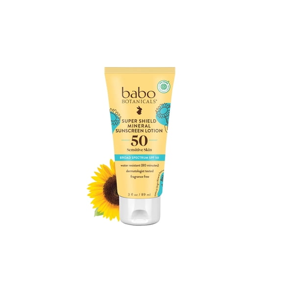 Loción de protección solar Babo Botanicals Sheer Mineral SPF 50 118 ml