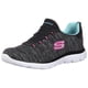 thumbnail image 1 of Zapatilla Skechers Summits-Quick Getaway para mujer, color negro/azul claro, 1 of 7
