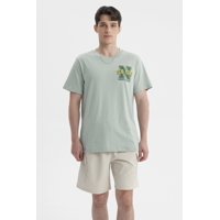 Fashionspark - Polera Hombre Oversize Bordado Verde Claro