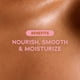 thumbnail image 4 of Mascarilla de labios Tree Hut Strawberry hidratante de 18 ml durante la noche, 4 of 5
