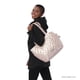 thumbnail image 2 of Shopping Bag Mediano para Mujer Savanha Beige/Metalizado, 2 of 3