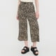 thumbnail image 2 of Pantalón Mujer Cullote Viscosa Print Camel Corona, 2 of 5