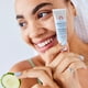 thumbnail image 2 of Crema hidratante para ojos First Aid Beauty con ácido hialurónico, 15 ml, 2 of 6