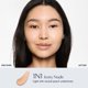 thumbnail image 2 of Base de maquillaje Estée Lauder 15 ml 1N1 Ivory Nude, 2 of 8