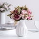 thumbnail image 2 of Xiao Hua Florero de Plástico Cerámico de Imitación, Florero Creativo para Arreglos Florales, Decoración de Hogar Sala de Estar Mesa de Comedor Estilo Granja Oficina Florero Pequeño, Blanco, 1 Pieza, 2 of 4